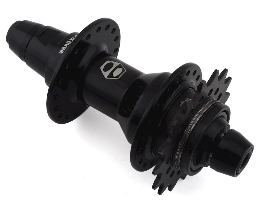 box three pro rear hub features