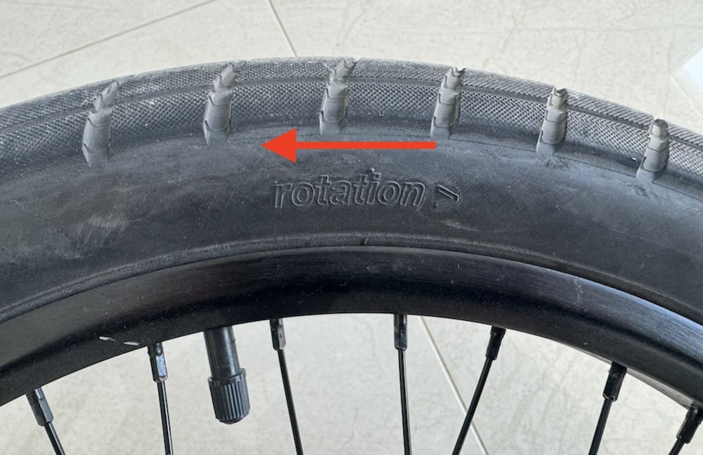 can you put a bmx tire on backwards