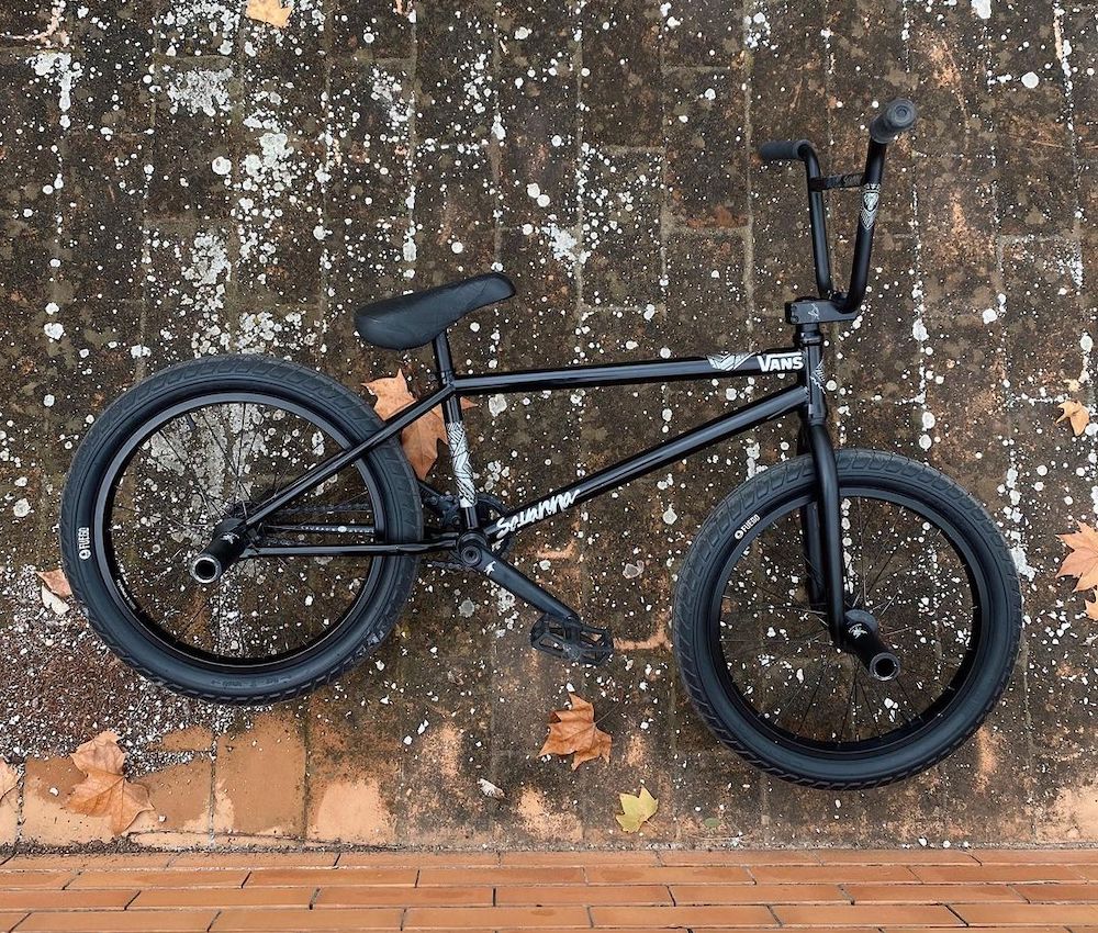 Animal deals bmx bike