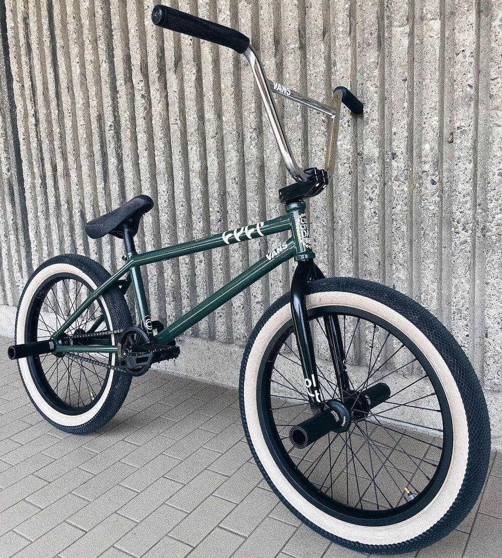 Dakota Roche Bike Check [Cult] 2025 The BMX Dude