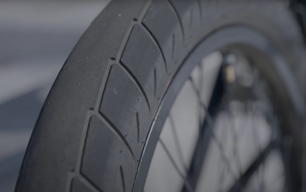 how the cinema williams tire rides