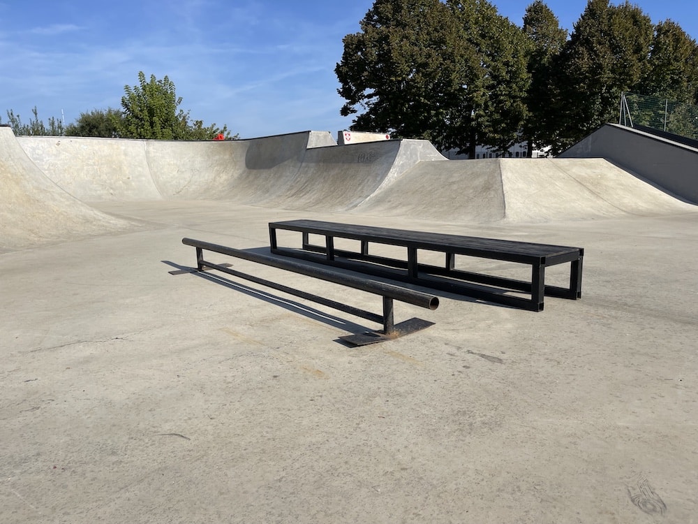 movable skatepark objects rail ledge