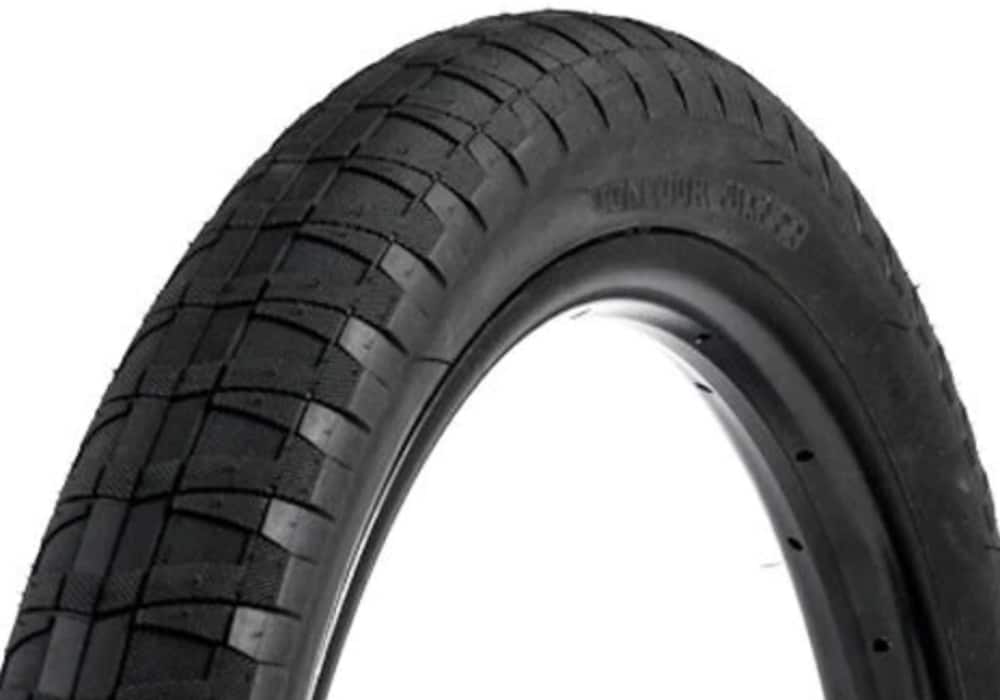 salt contour 18 tire