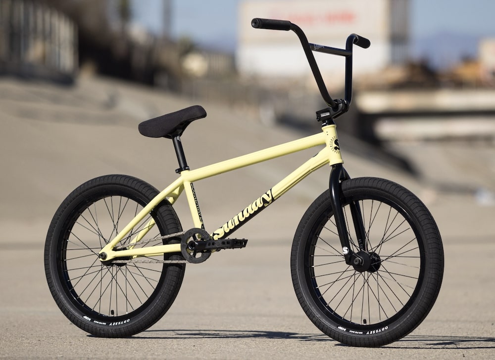 sunday soundwave special bmx bike features