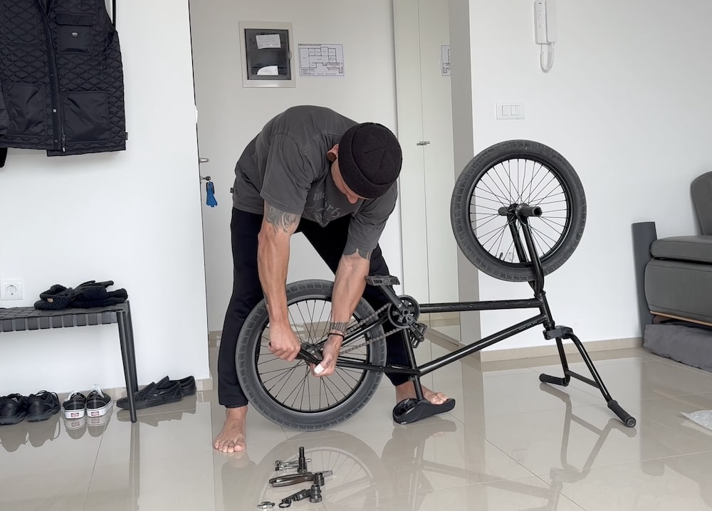 tighten all bmx bolts and nuts