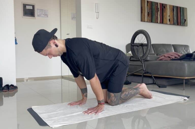 6 Wrist Stretches & Mobility For BMX (Avoid Pain) The BMX Dude